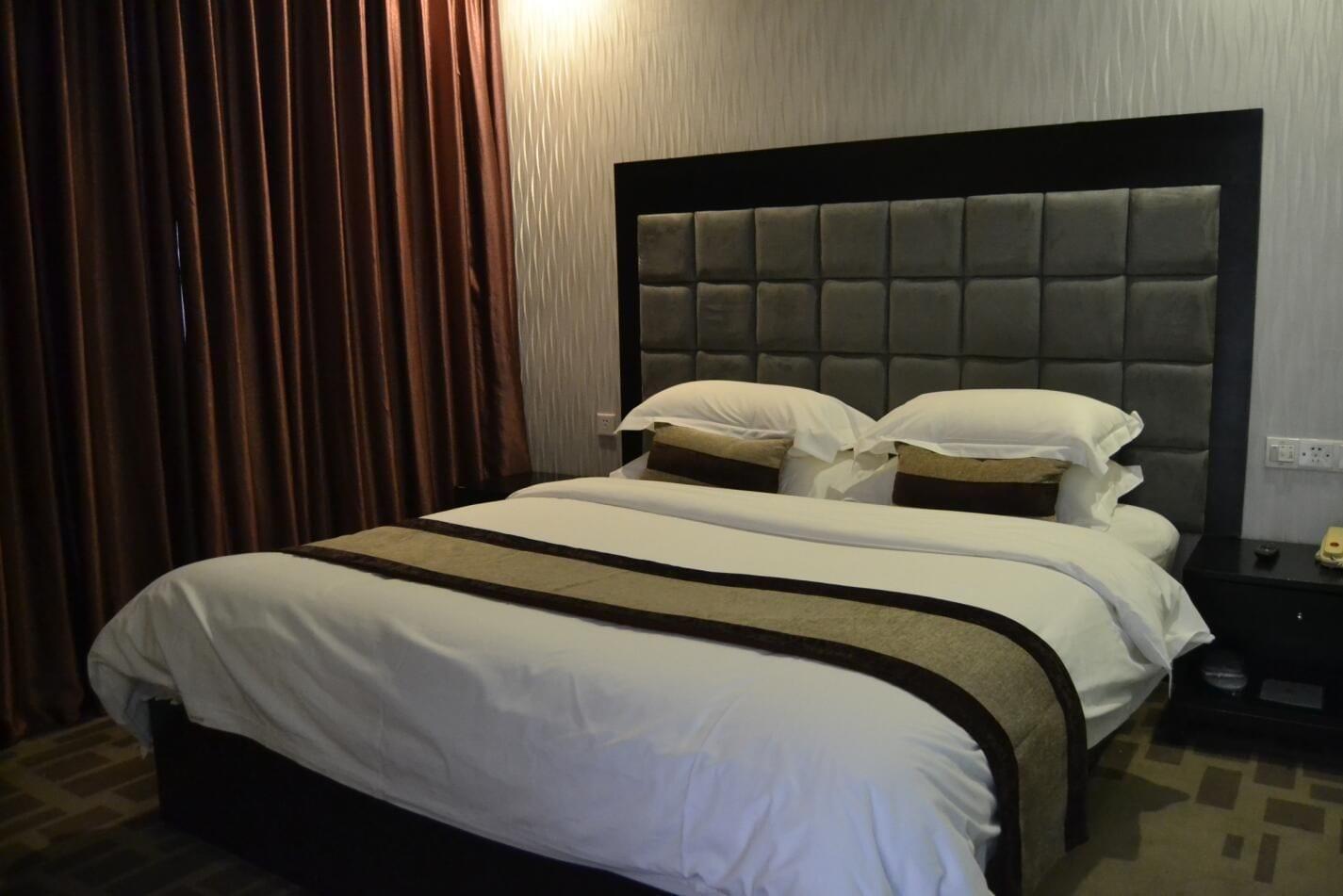 Henry Business Hotel Canton Extérieur photo
