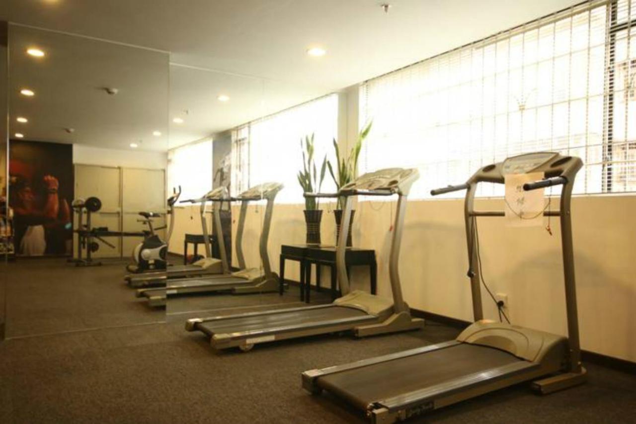 Henry Business Hotel Canton Extérieur photo